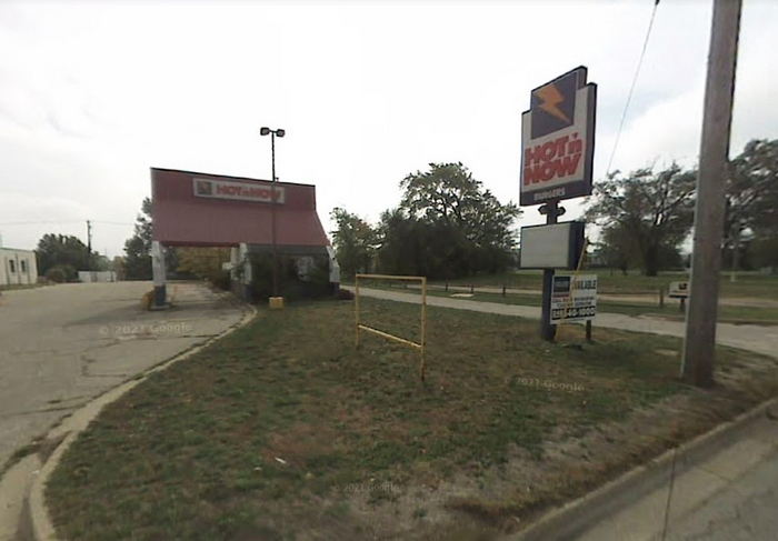 Hot n Now Hamburgers - Holland - 144 Douglas Ave